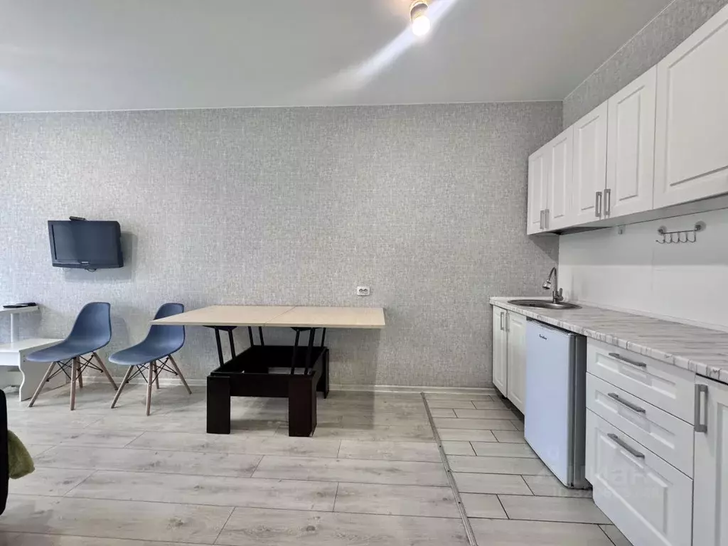 2-к кв. Крым, Ялта муниципальный округ, Виноградное пгт ш. ... - Фото 2