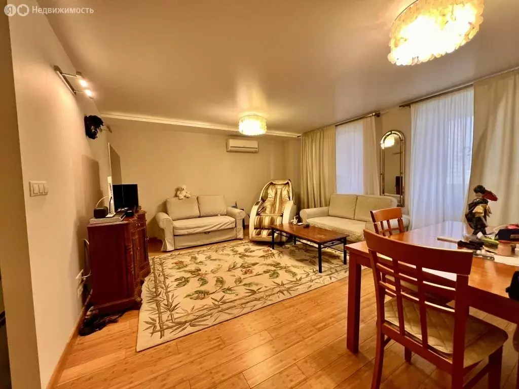 4-комнатная квартира: Волгоград, Пражская улица, 1 (128 м) - Фото 2