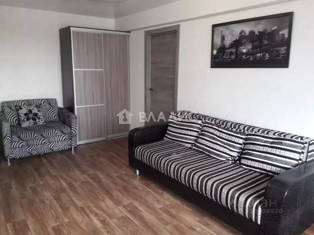 3-к кв. Волгоградская область, Волгоград ул. Маршала Еременко, 114 ... - Фото 1