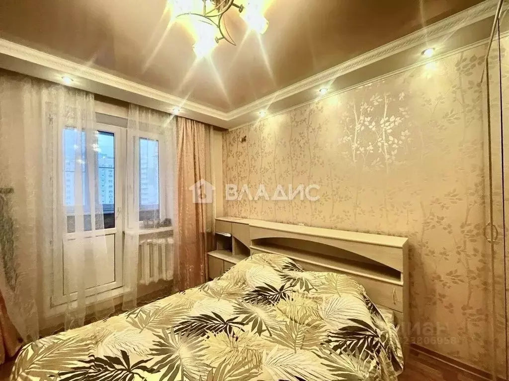 4-к кв. Белгородская область, Белгород ул. Щорса, 45а (82.9 м) - Фото 1