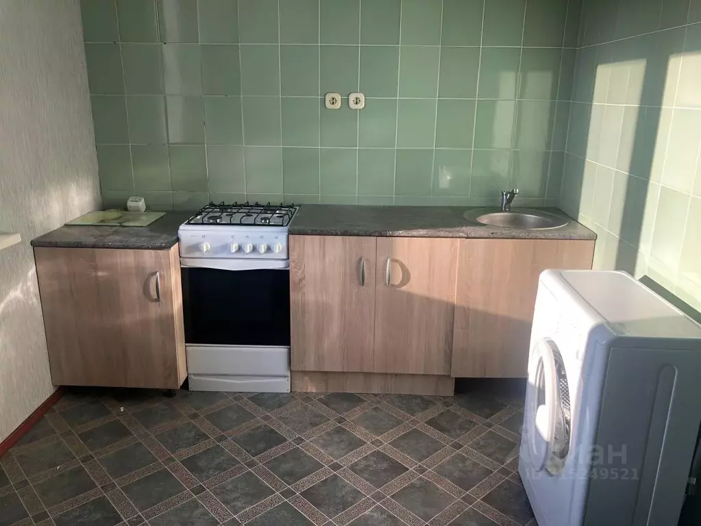1-к кв. Саратовская область, Саратов Шарковка мкр, 5 (37.1 м) - Фото 1