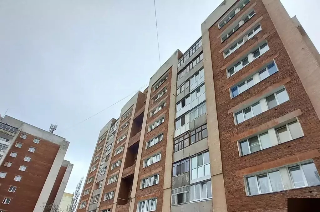 3-к кв. Омская область, Омск ул. Челюскинцев, 102К1 (64.0 м) - Фото 2