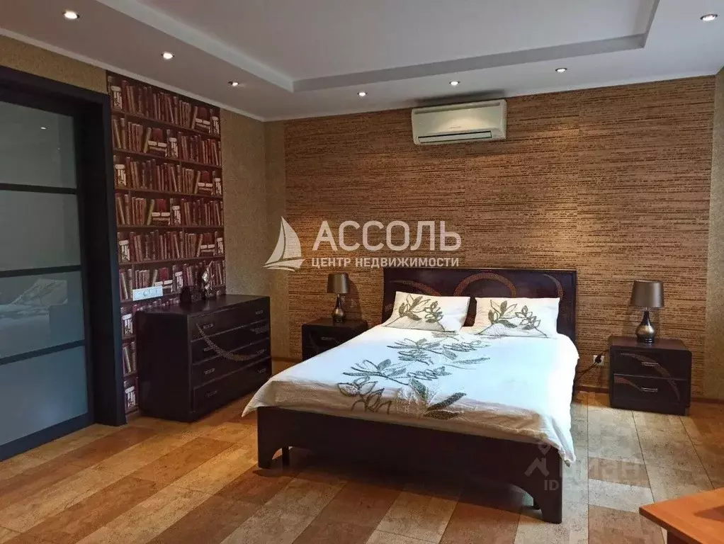2-к кв. Омская область, Омск ул. Орловского, 3 (92.1 м) - Фото 1