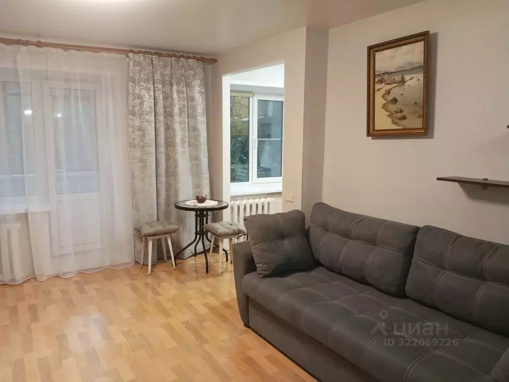 Студия Ярославская область, Ярославль ул. Жукова, 24 (30.0 м) - Фото 1