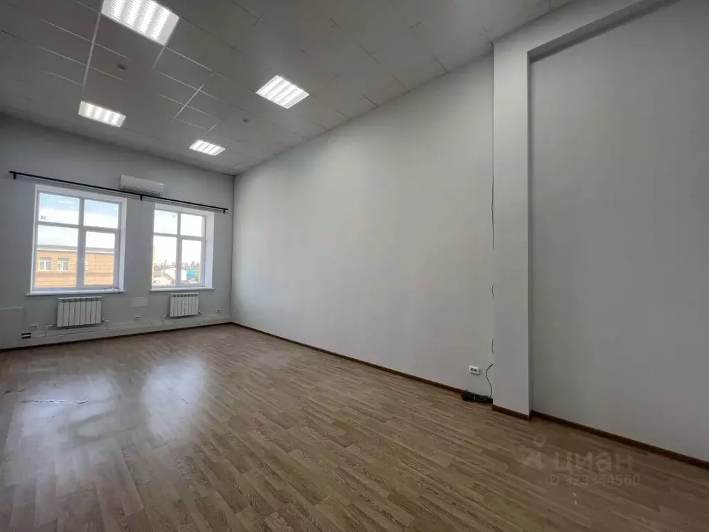 Офис в Татарстан, Казань ул. Мазита Гафури, 50к5 (39 м) - Фото 1