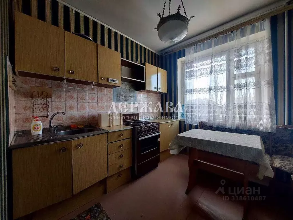 2-к кв. Белгородская область, Старый Оскол Королева мкр, 5А (54.0 м) - Фото 0