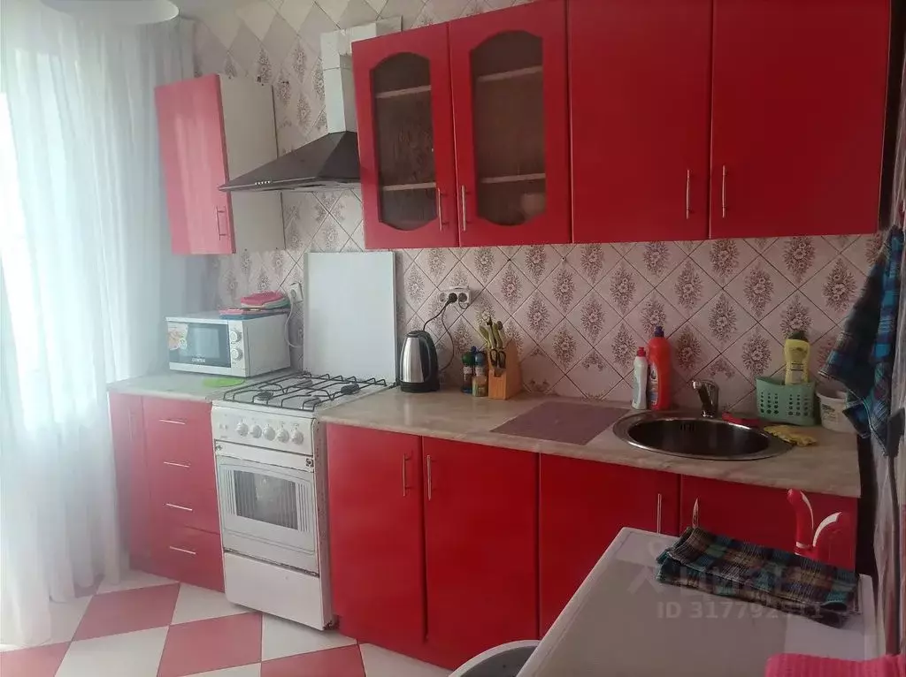 2-к кв. Краснодарский край, Ейск Баррикадная ул., 27/3 (50.0 м) - Фото 0