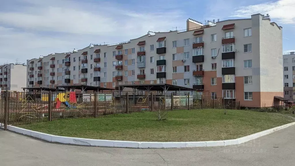 3-к кв. Пензенская область, Пенза ул. Сузюмова, 6 (61.0 м) - Фото 0