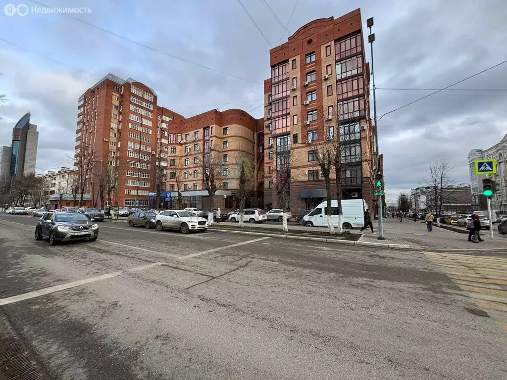 Торговая площадь (354 м) - Фото 2