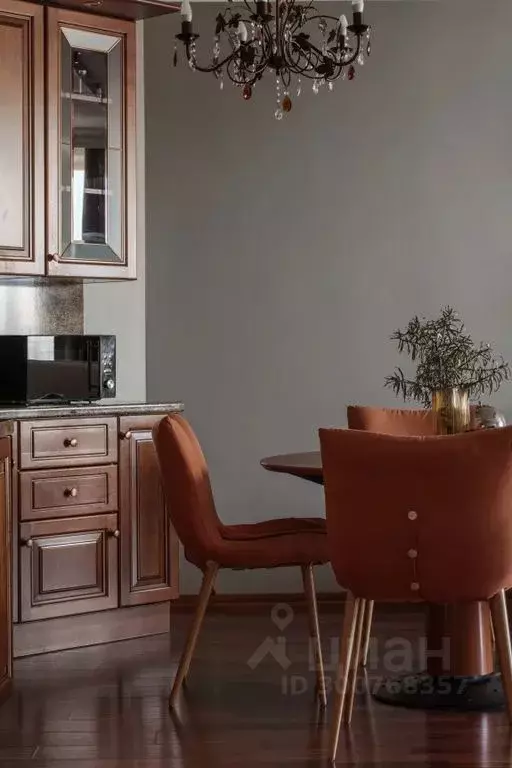 3-к кв. Красноярский край, Красноярск ул. Молокова, 1к1 (85.0 м) - Фото 2