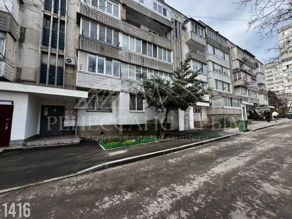 3-к кв. Севастополь ул. Хрусталева, 137 (64.0 м) - Фото 0