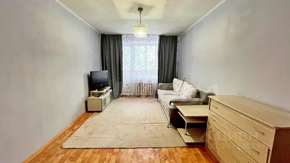 2-к кв. Тюменская область, Тюмень ул. Осипенко, 84 (50.1 м) - Фото 1