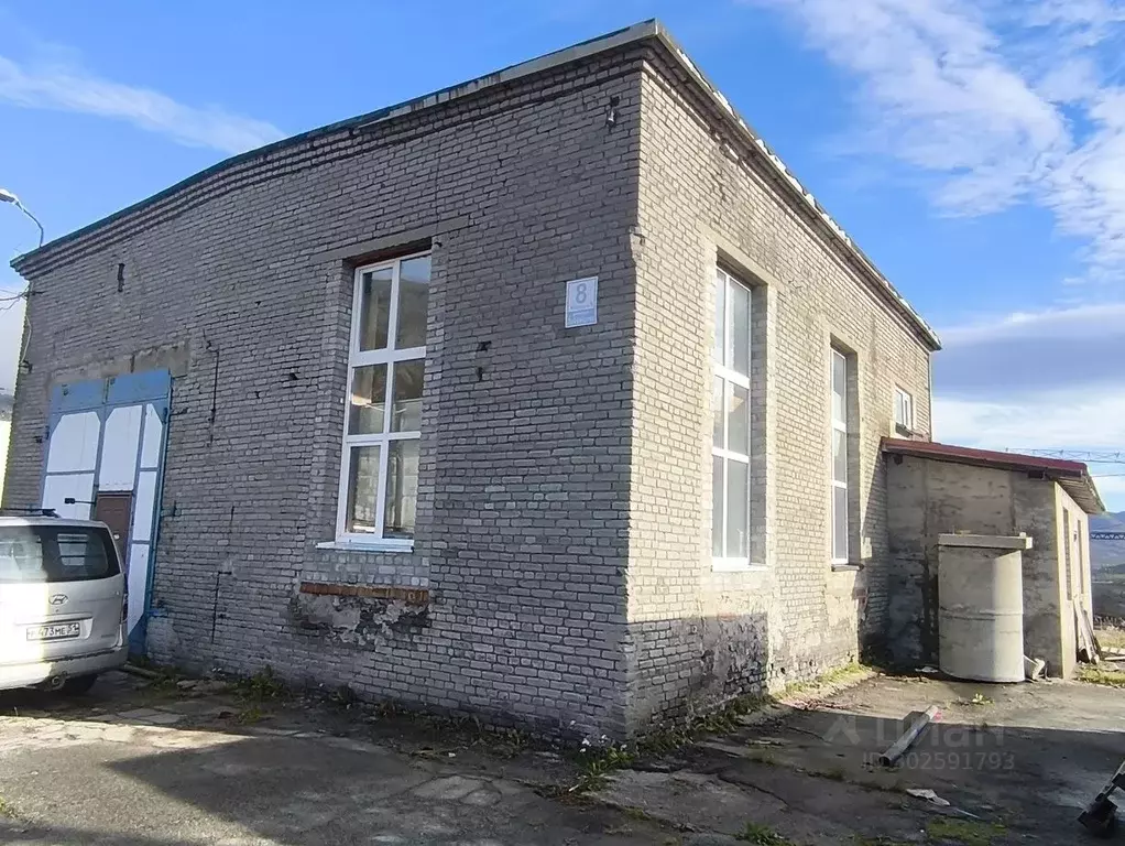 Помещение свободного назначения в Мурманская область, Кировск ул. ... - Фото 1