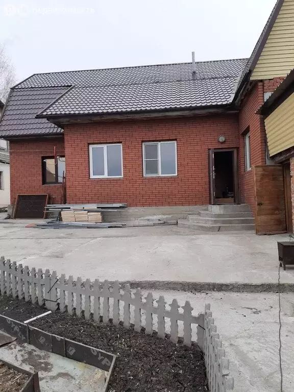 Дом в Новосибирск, улица Слюдянка (120 м) - Фото 2