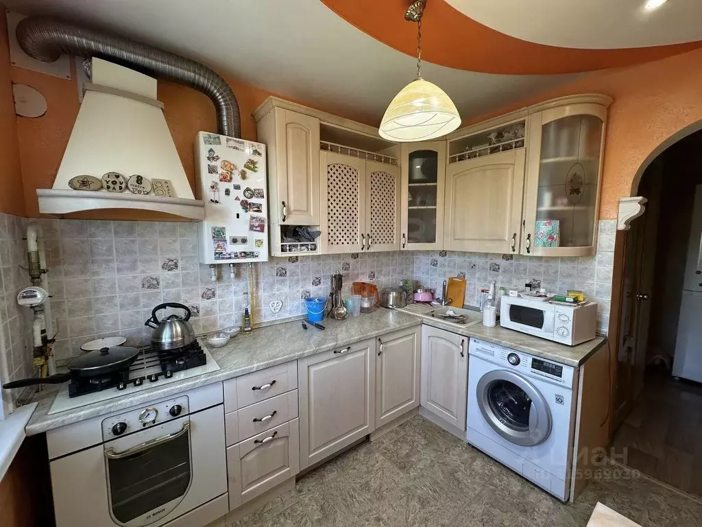 4-к кв. Новгородская область, Боровичи Пушкинская ул., 17 (74.1 м) - Фото 1