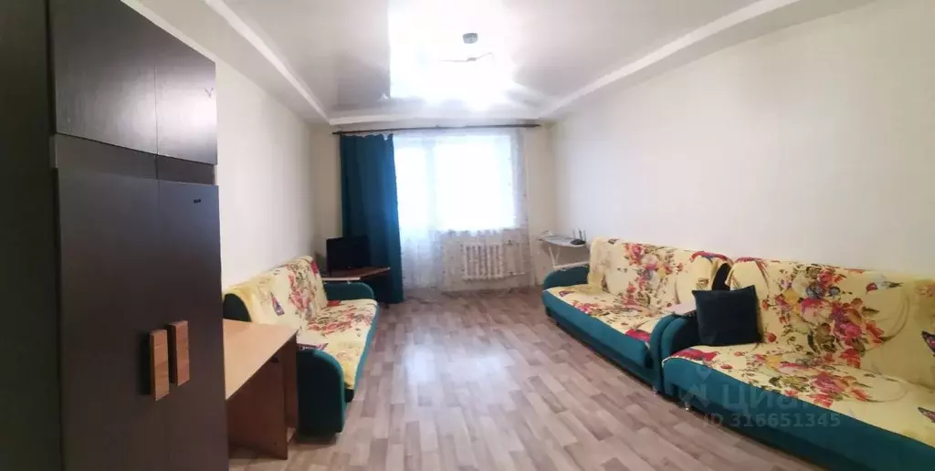 3-к кв. Томская область, Томск ул. Набережная Озера, 26 (100.0 м) - Фото 1