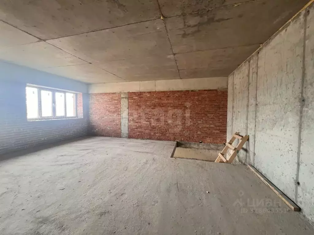 4-к кв. Северная Осетия, Владикавказ ул. Хадарцева, 27 (140.0 м) - Фото 1