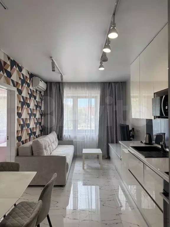 3-к. квартира, 85 м, 2/16 эт. - Фото 0