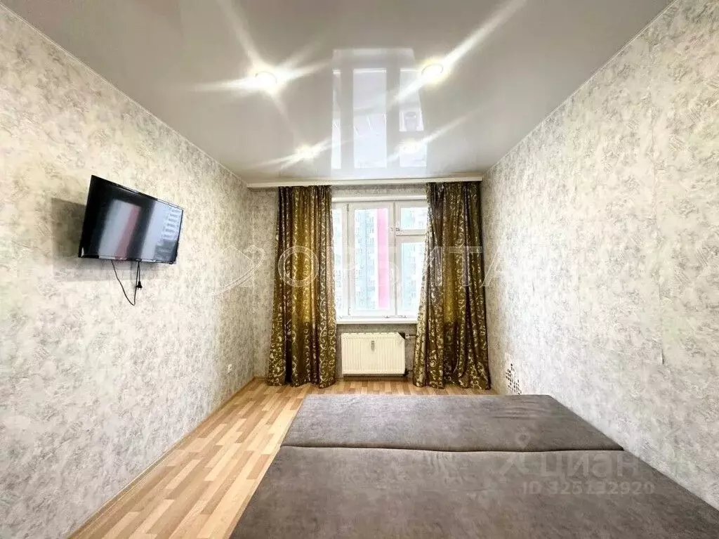 1-к кв. Тюменская область, Тюмень ул. Василия Подшибякина, 12 (38.9 м) - Фото 2