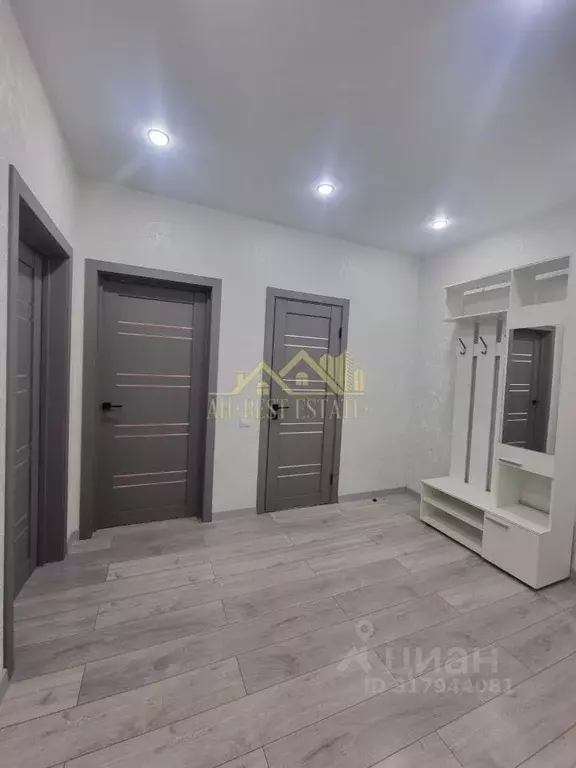 2-к кв. Северная Осетия, Владикавказ ул. Билара Кабалоева, 12Б (79.0 ... - Фото 1