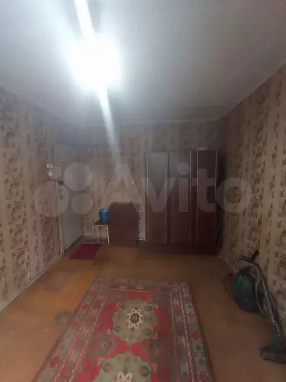 Комната 12 м в 4-к., 1/9 эт. - Фото 1