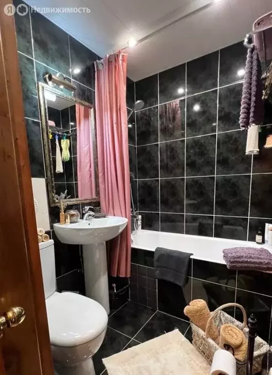 2-комнатная квартира: Сочи, улица Гагарина, 36 (42 м) - Фото 0