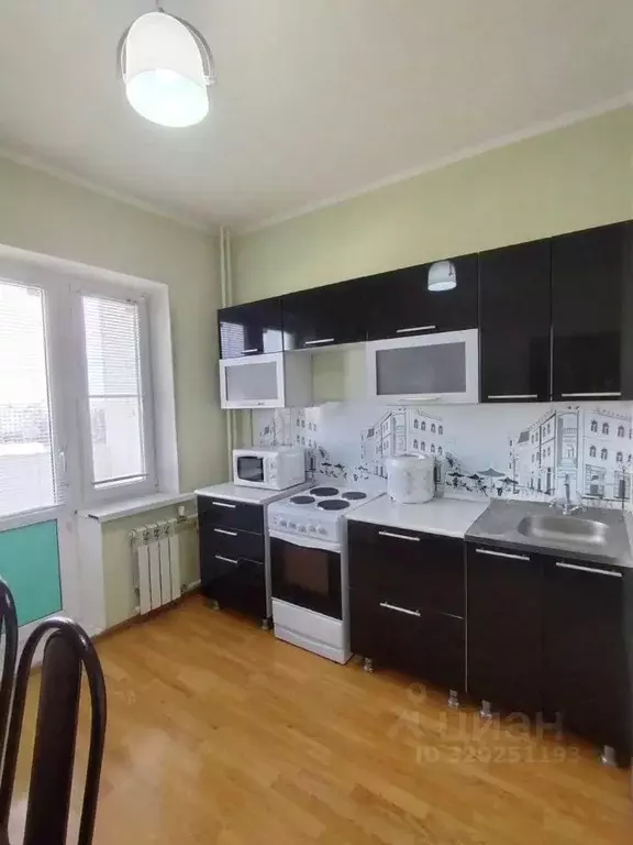 1-к кв. Астраханская область, Астрахань ул. Бориса Алексеева, 20к1 ... - Фото 0