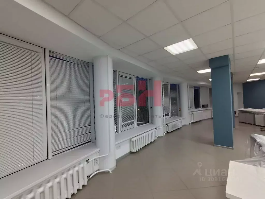 Офис в Тюменская область, Тюмень ул. Республики, 250Б (250 м) - Фото 1