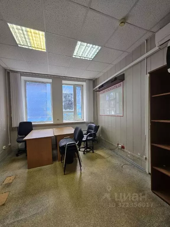 Офис в Саратовская область, Саратов пос. Строителей, 1/3 (13 м) - Фото 0