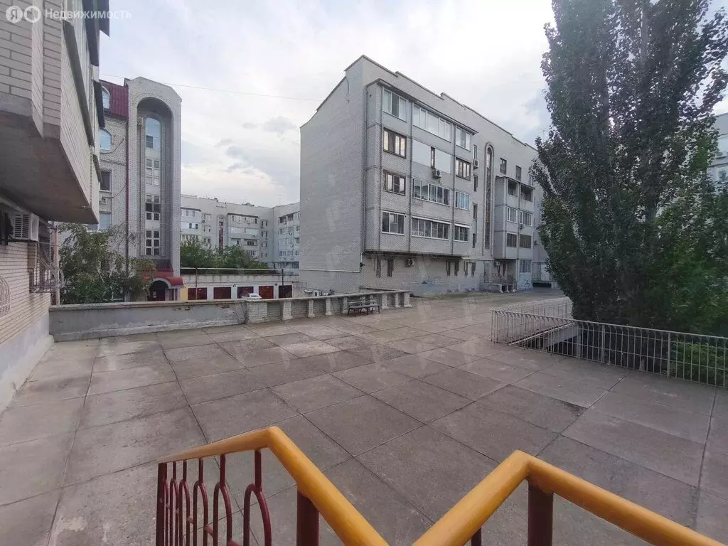 3-комнатная квартира: Астрахань, улица Бориса Алексеева, 61к1 (128 м) - Фото 1