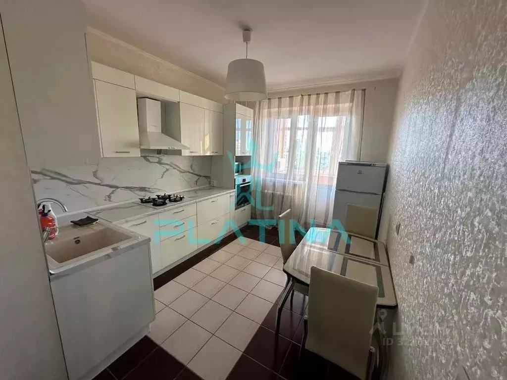 2-к кв. Татарстан, Казань ул. Космонавтов, 42а (50.0 м) - Фото 1