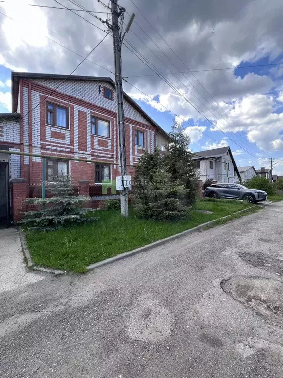 Дом 384,8 м на участке 7,3 сот. - Фото 0