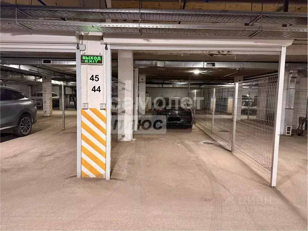 Гараж в Свердловская область, Первоуральск ул. Ленина, 25А (15 м) - Фото 1