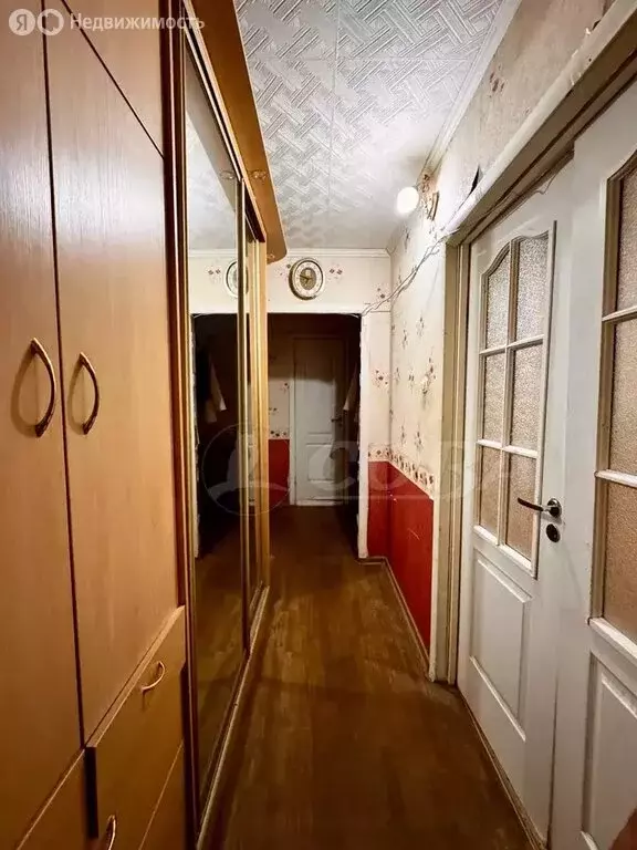 3-комнатная квартира: Тюмень, Боровская улица, 5 (66 м) - Фото 0