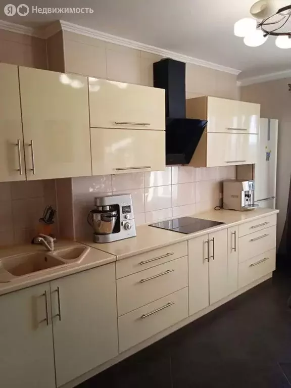 2-комнатная квартира: Таганрог, улица Ленина, 226-5 (75 м) - Фото 1