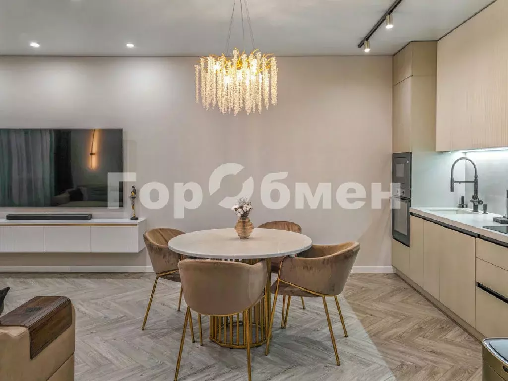Продается 2-комнатная квартира - Фото 1