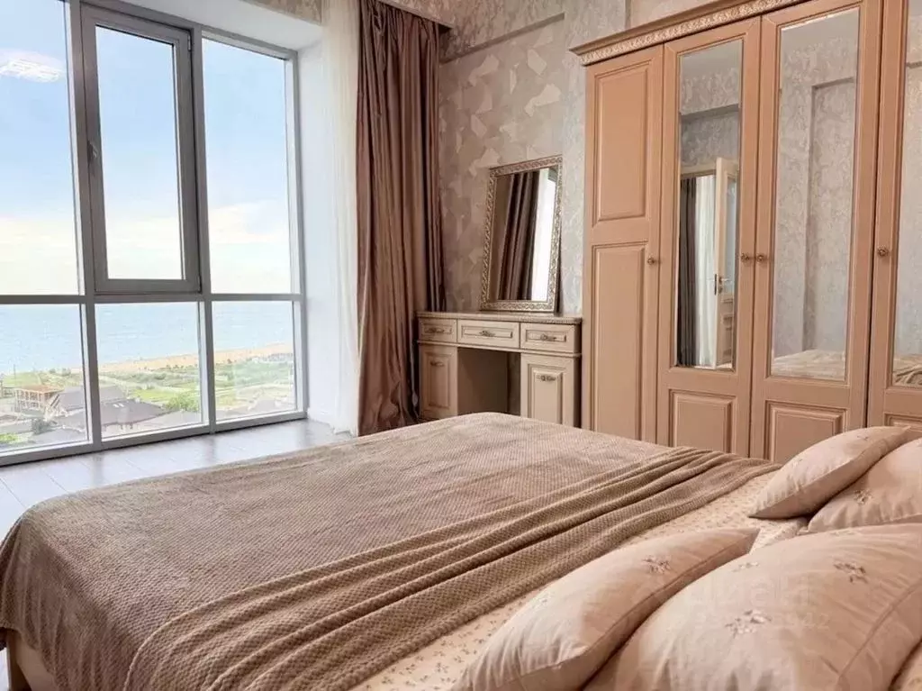 2-к кв. Дагестан, Каспийск просп. Акулиничева, 7 (100.0 м) - Фото 1