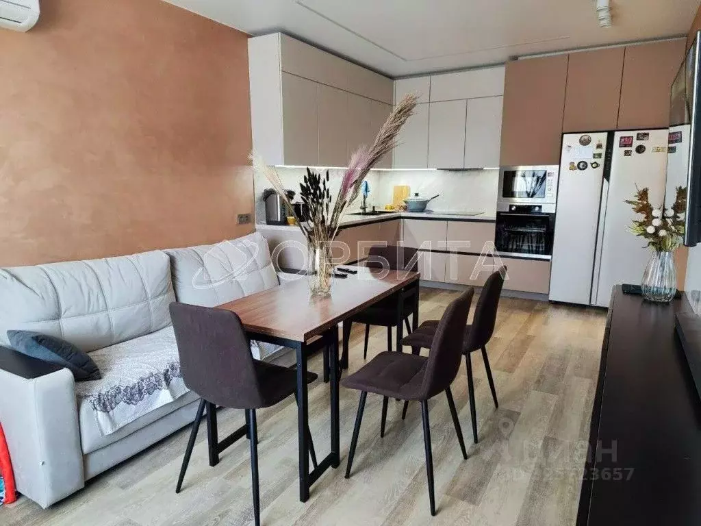 3-к кв. Тюменская область, Тюмень ул. Владислава Крапивина, 8 (81.4 м) - Фото 2