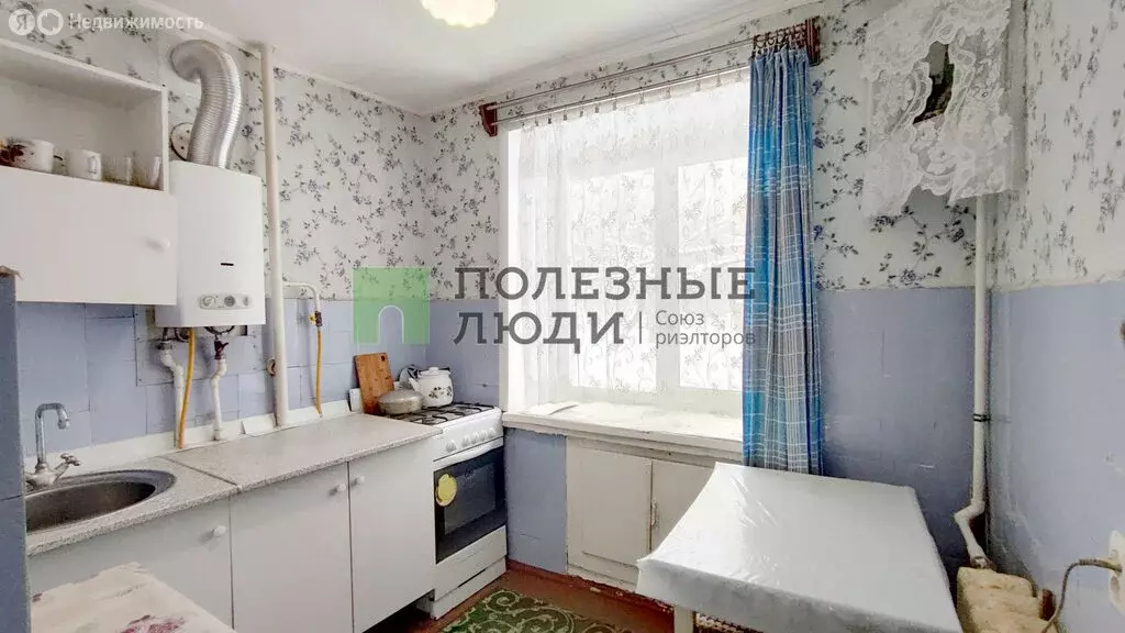 2-комнатная квартира: Зеленодольск, улица Тургенева, 8 (48 м) - Фото 1