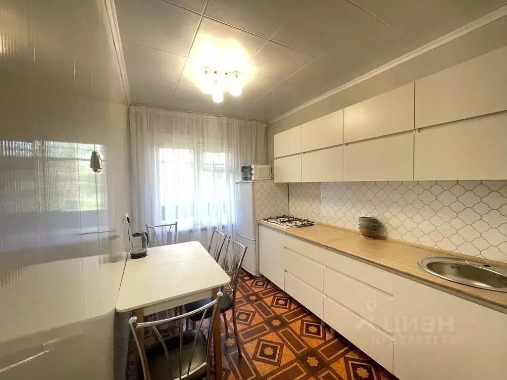 2-к кв. Вологодская область, Череповец ул. Ленина, 107А (52.7 м) - Фото 1