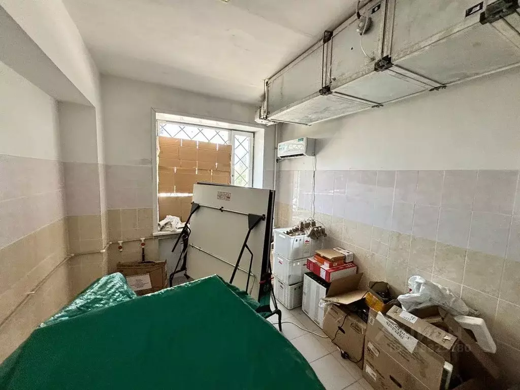 Помещение свободного назначения в Саха (Якутия), Нерюнгри ул. ... - Фото 0