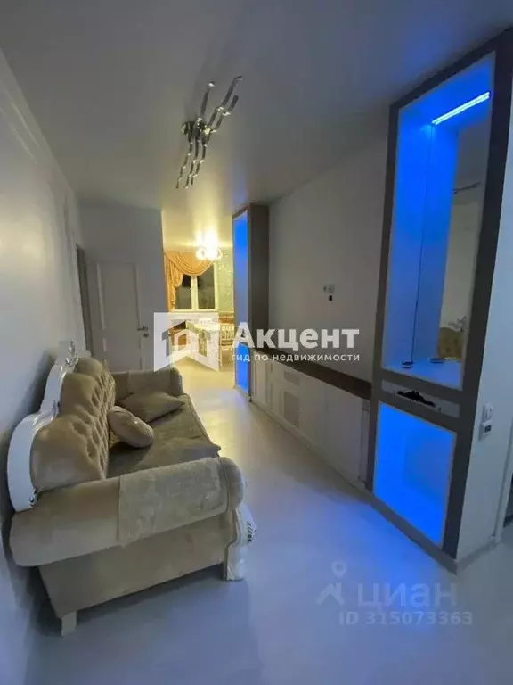 2-к кв. Ивановская область, Кохма ул. Ивановская, 73К2 (65.0 м) - Фото 0