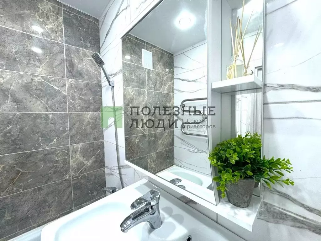 2-к кв. Орловская область, Орел Комсомольская ул., 246 (42.8 м) - Фото 1