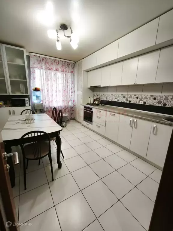 Продаётся 4-к квартира, 76.8 м - Фото 1