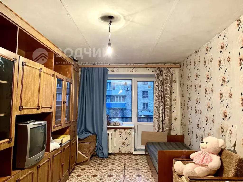 2-к кв. Чувашия, Канаш Трудовая ул., 3 (44.1 м) - Фото 0