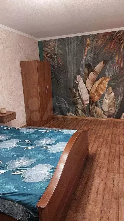 1-к. квартира, 40 м, 1/10 эт. - Фото 1