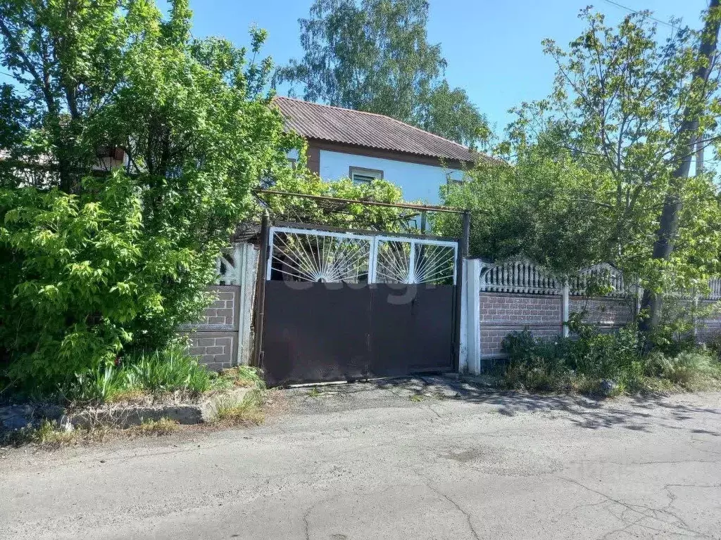 Дом в Белгородская область, Губкин Демократическая ул., 84 (58 м) - Фото 1