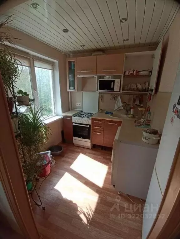 4-к кв. Удмуртия, Ижевск Автозаводская ул., 6 (59.0 м) - Фото 0