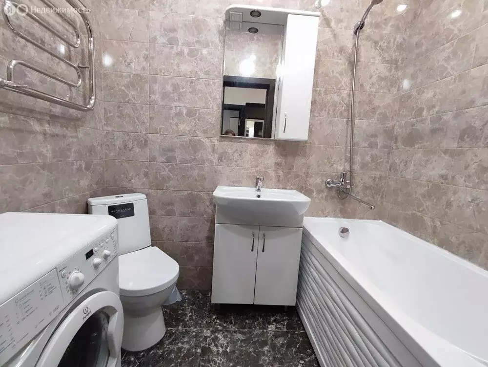 1-комнатная квартира: Анапа, улица Ленина, 180к6 (37 м) - Фото 1