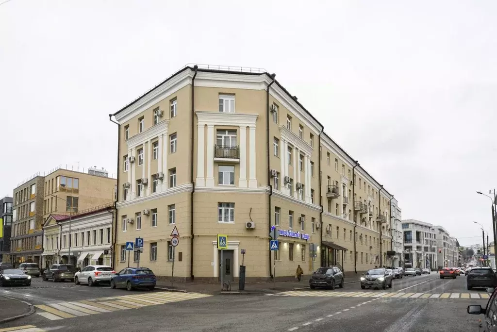 1-к кв. Татарстан, Казань ул. Парижской Коммуны, 4 (45.0 м) - Фото 1